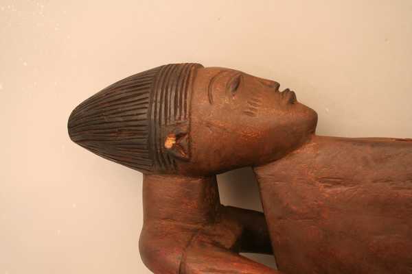 Mangbetu ( tabour), d`afrique : Rép.démoncratique du Congo., statuette Mangbetu ( tabour), masque ancien africain Mangbetu ( tabour), art du Rép.démoncratique du Congo. - Art Africain, collection privées Belgique. Statue africaine de la tribu des Mangbetu ( tabour), provenant du Rép.démoncratique du Congo., 1197/4449.Très beau tambour Mangbetu,à fente
sculpté:d